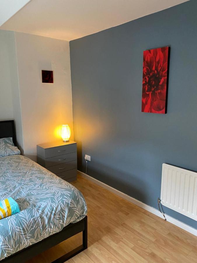 The Superhost - 4 Bedroom House Sunderland  Zewnętrze zdjęcie