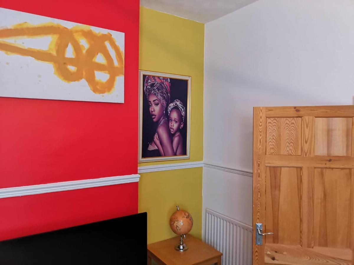 The Superhost - 4 Bedroom House Sunderland  Zewnętrze zdjęcie